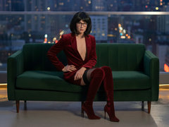 Wypięta na welurze. Czekam na wasz spust!