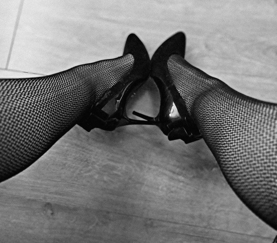 20250523_123249.jpg - TroubleInHeels