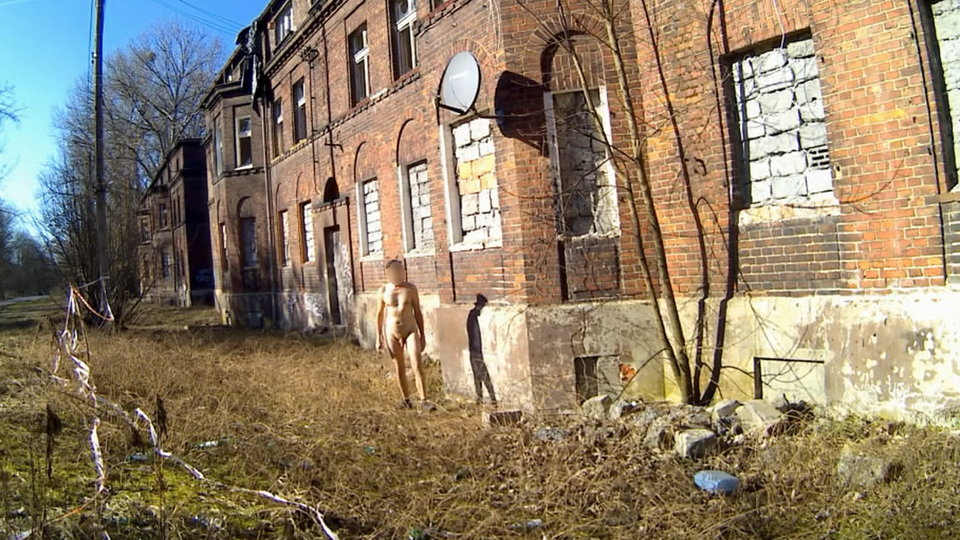 20170830_234526A.mp4_snapshot_03.30_[2026.03.05_15.15.35].jpg - Krzysztof_cfnm