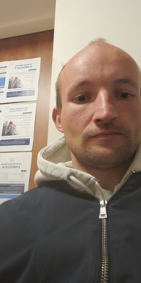 44ee982c-079f-45d1-9f7e-911b4d3ea1f3-1_all_20.jpg - Dvd8802