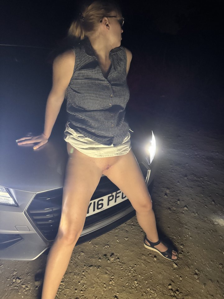 IMG_1603.jpeg - Couple2535