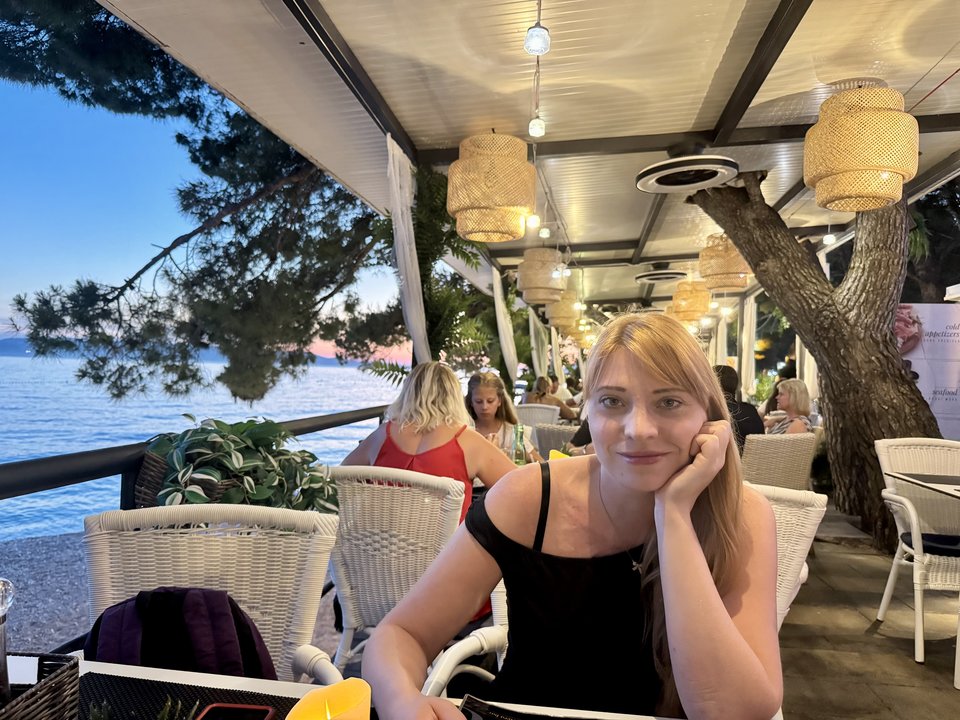 IMG_0368.jpeg - Couple2535