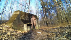 OSSY - bunkier w lesie 20260307_1455.mp4_snapshot_00.43_[2026.03