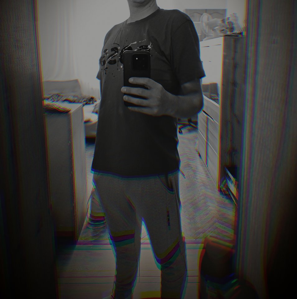 1000004564.jpg - Crazy_