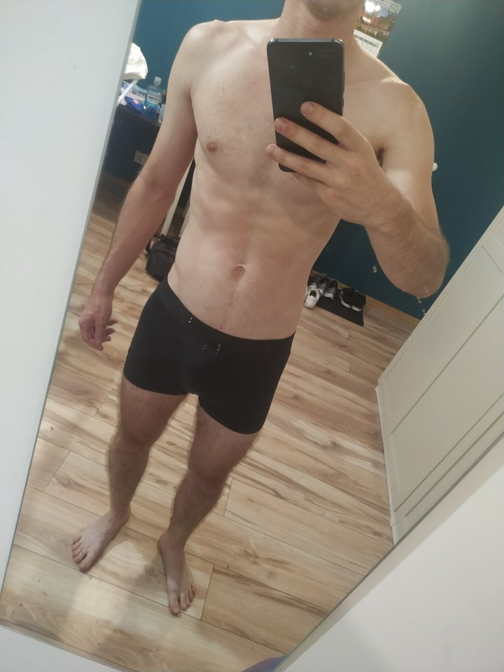 1000001598.jpg - Robert9906