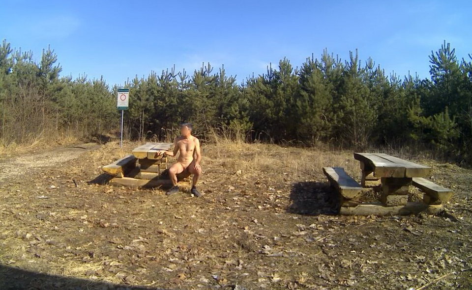 SIEMONIA - parking przy drodze do Sączowa 20260308_1013.mp4_sna - Krzysztof_cfnm