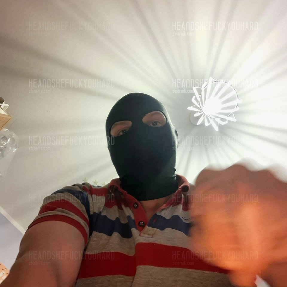 Komenda !! Na glebę 🧎‍♀️🐇🍌🖤💎🧨 - HeAndSheFuckYouHard