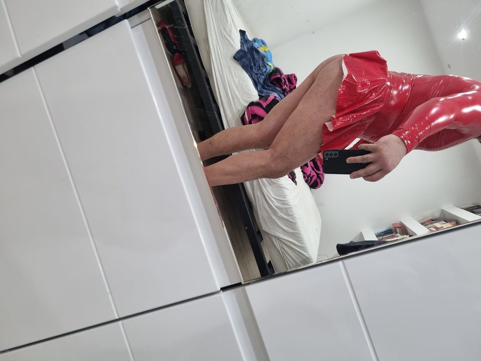 1000013645.jpg - Leatherkinia89