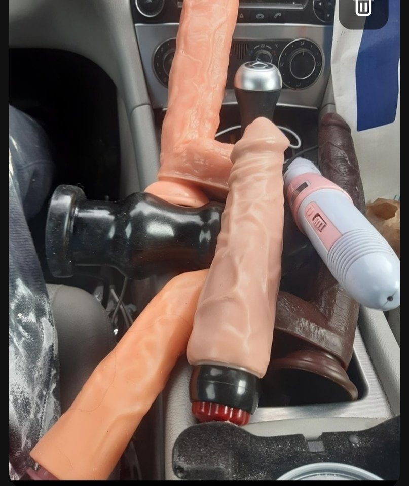 Screenshot_20251106-182526_Chrome.jpg - OnFistPoznanFinezyjnyPerw