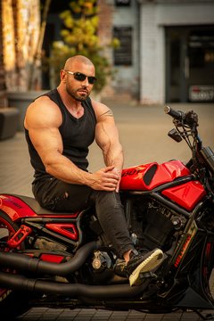 Man goes his own way