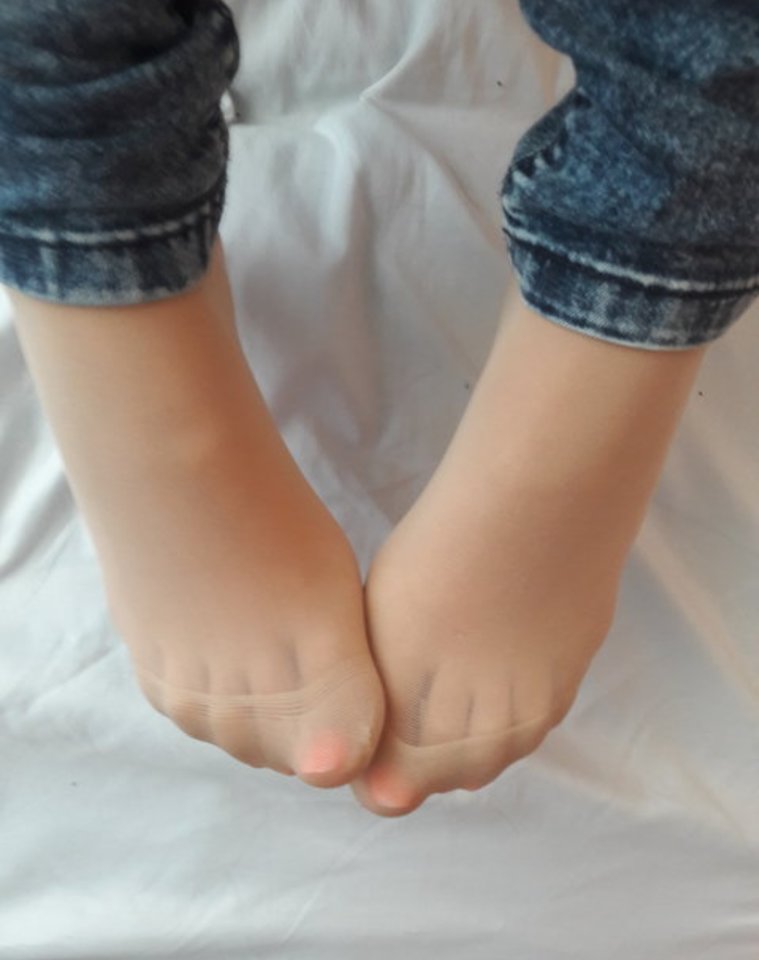 1000036905.jpg - Nylonfoot1