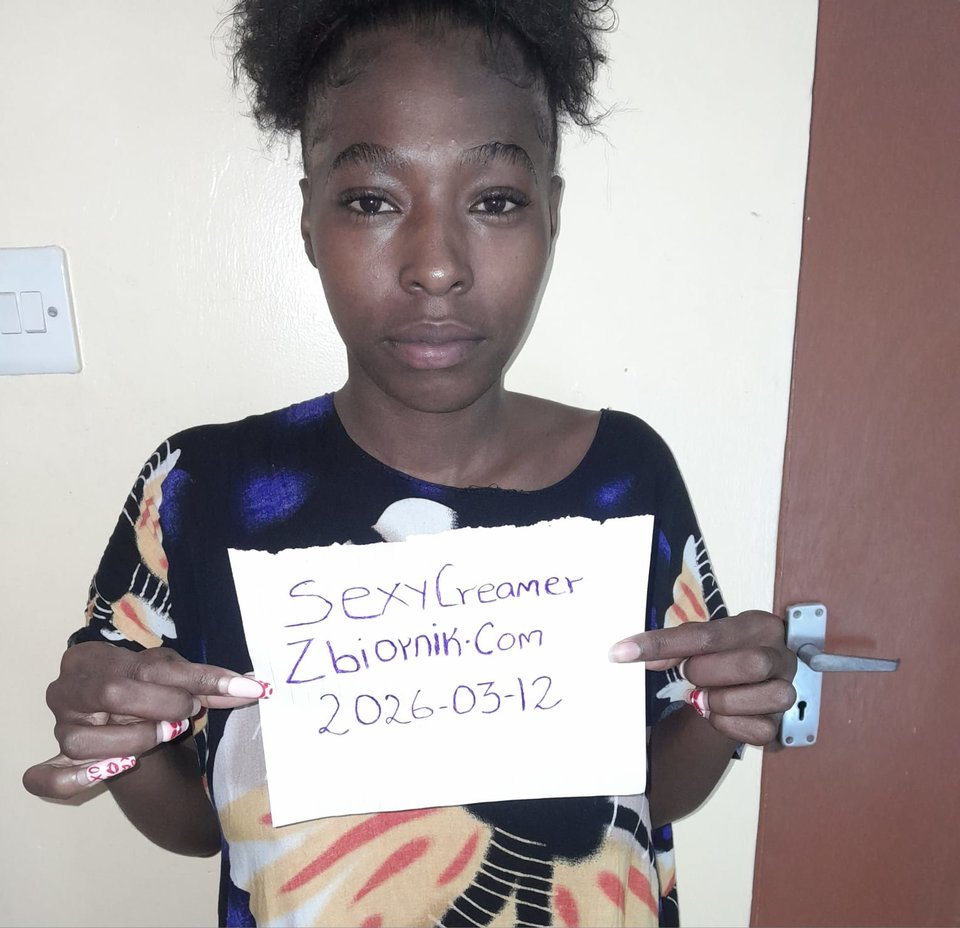 1000024300.jpg - SexyCreamer