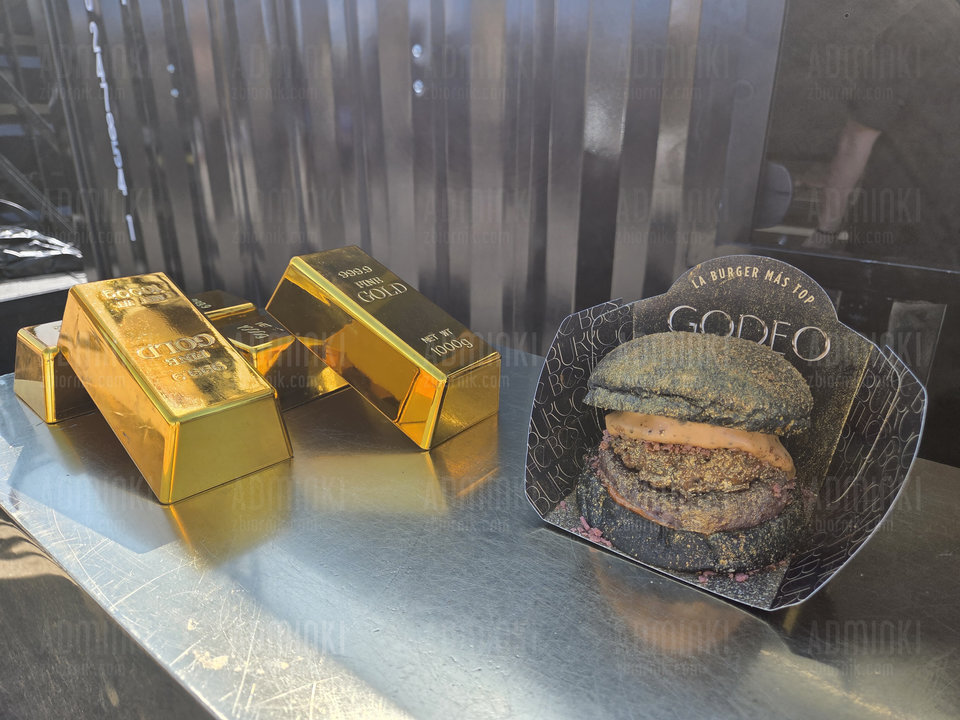 Lecimy z tym złotem ❤️❤️❤️❤️🇪🇦🇪🇦 - Adminki