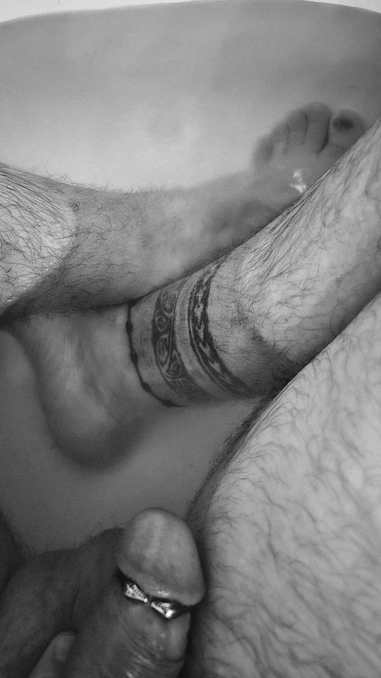 1000038404.jpg - Trewor73