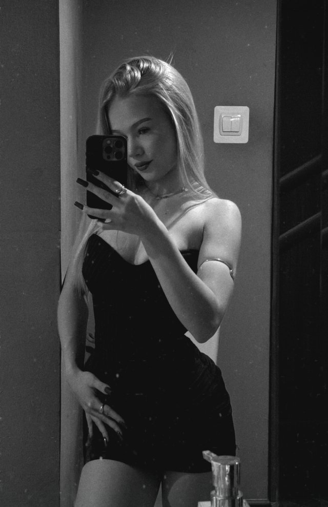 Kornelia12h