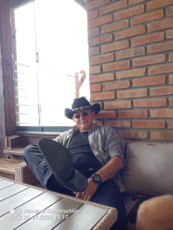 1000008167.jpg - winsend