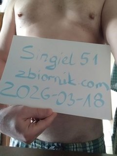 747140520-2.jpg