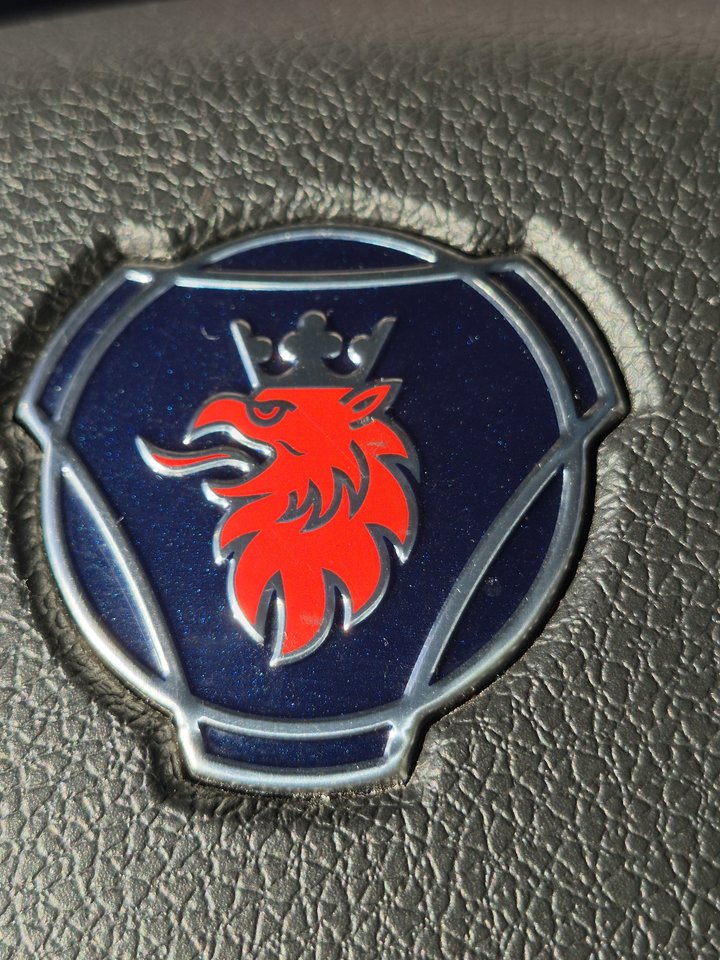 8642.jpg - On_Scania