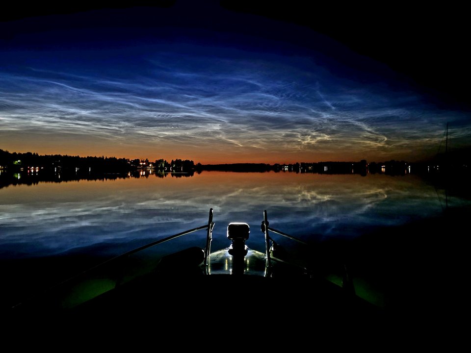 20250702_230124(1)(1)(1).jpg - Plywajacy